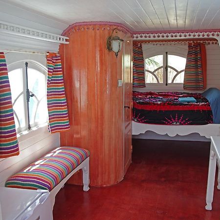 Zen Surf Beach House Hotel Aourir Eksteriør billede